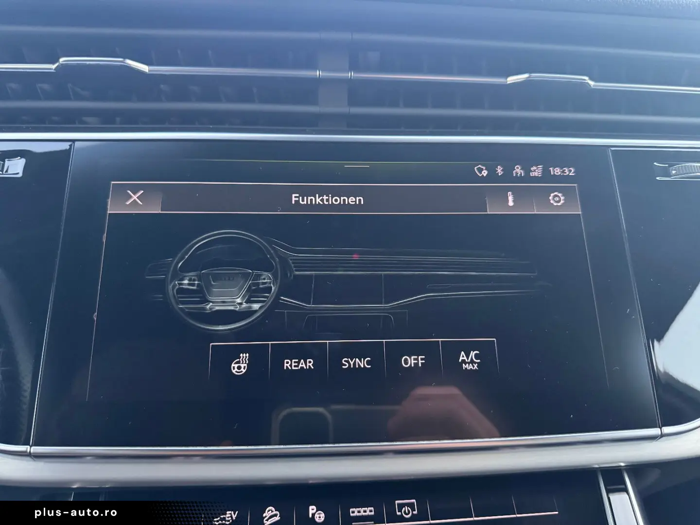 AUDI Q7 60 TFSI e Quatt S-Line Laser Pan 360  B&O 22