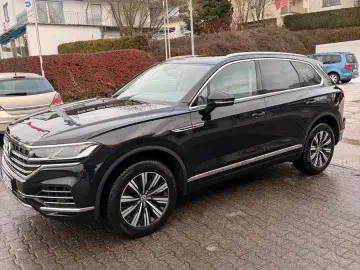 VW Touareg 3.0 V6 TDI 210kW 4MOT Tiptr. Eleganc...