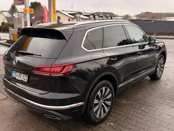 VW Touareg 3.0 V6 TDI 210kW 4MOT Tiptr. Eleganc...