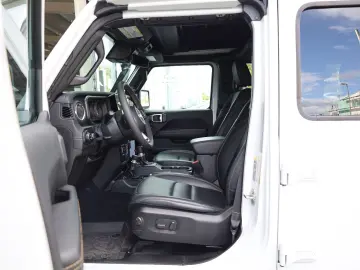 JEEP Wrangler 2.0Unlimited Sahara SHZ LHZ RFK AHK R18