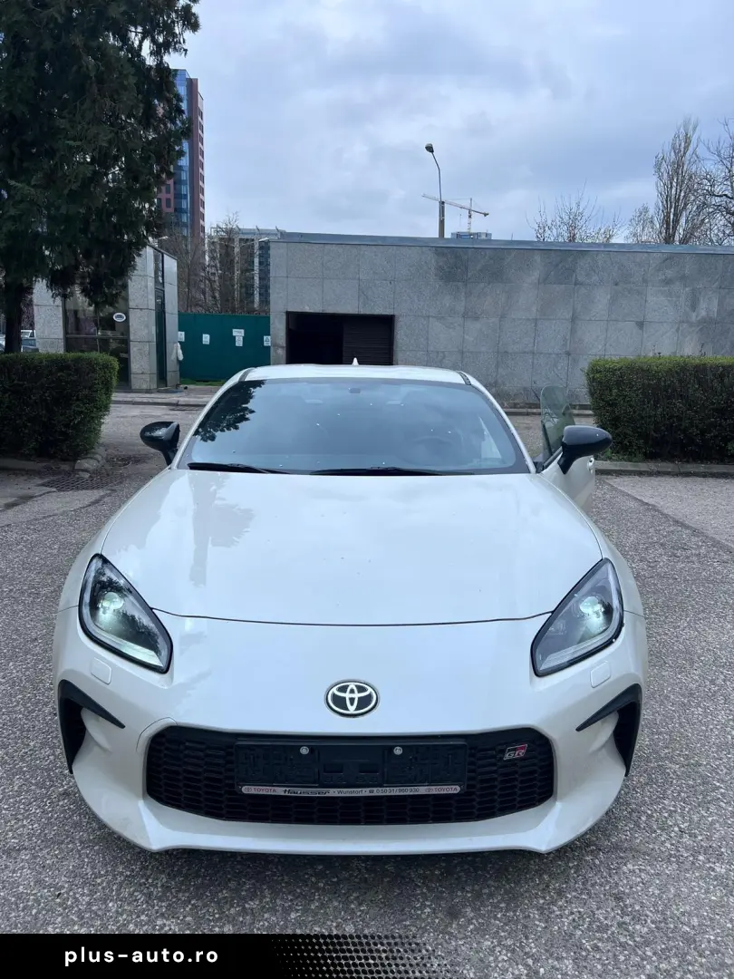 TOYOTA GR86