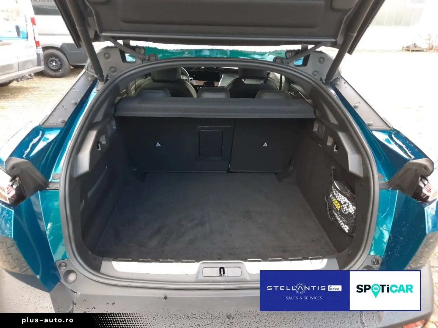 PEUGEOT 408 1.2 PT 130 GT Leder elektr.HK