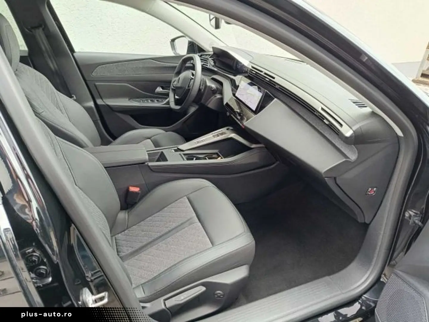 PEUGEOT 408 Allure Winter-Paket Surrounding Connect