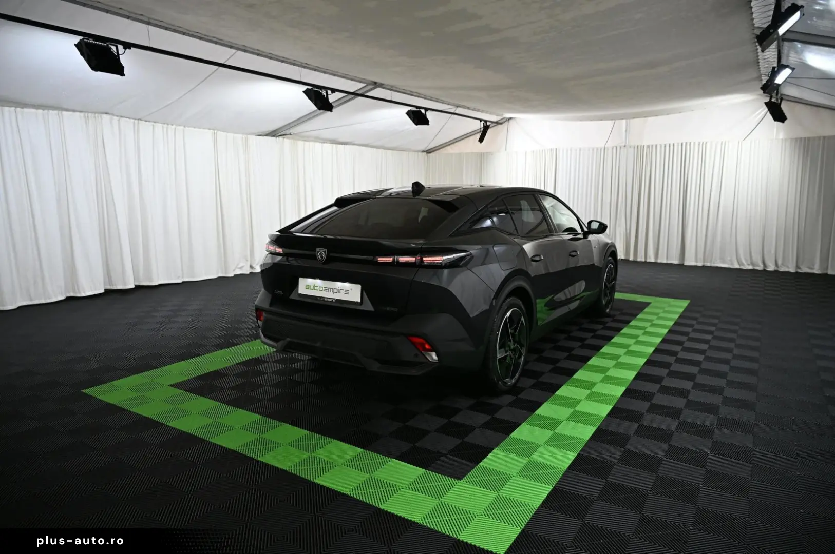 PEUGEOT 408 1.6 225 PHEV e-EAT8 Allure-Pack LED NAVI 19