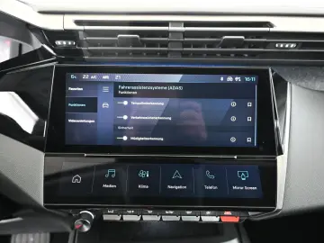 PEUGEOT 408 1.6 225 PHEV e-EAT8 Allure-Pack LED NAVI 19