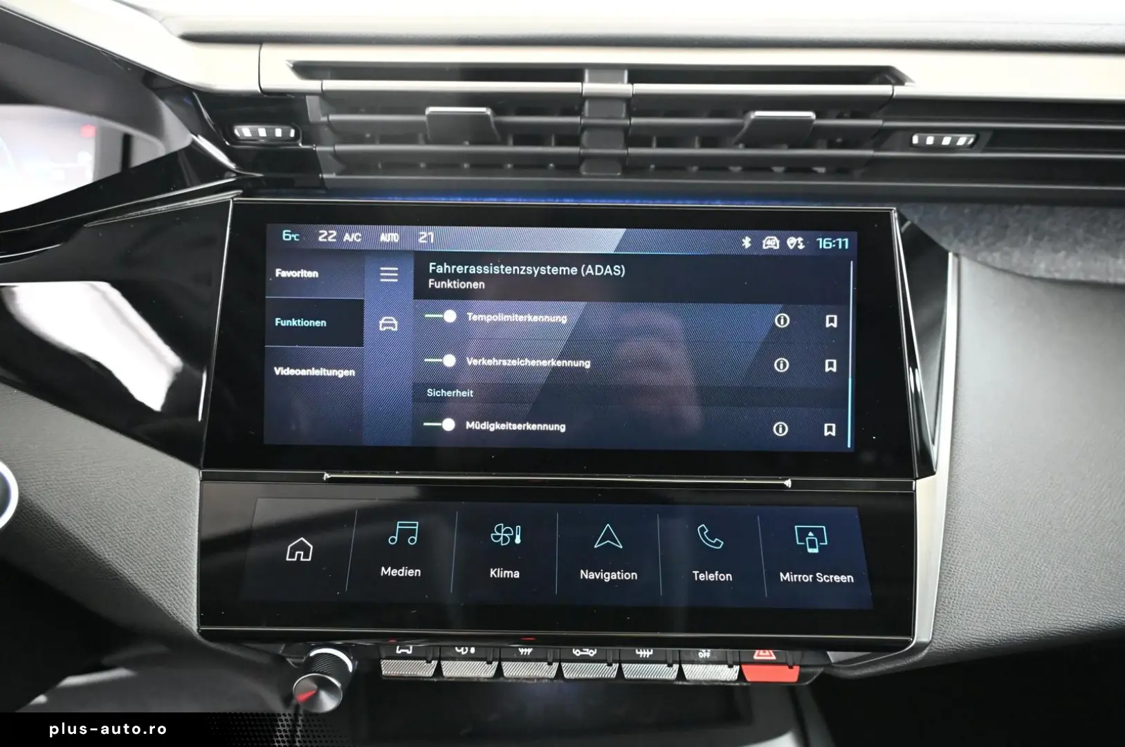 PEUGEOT 408 1.6 225 PHEV e-EAT8 Allure-Pack LED NAVI 19