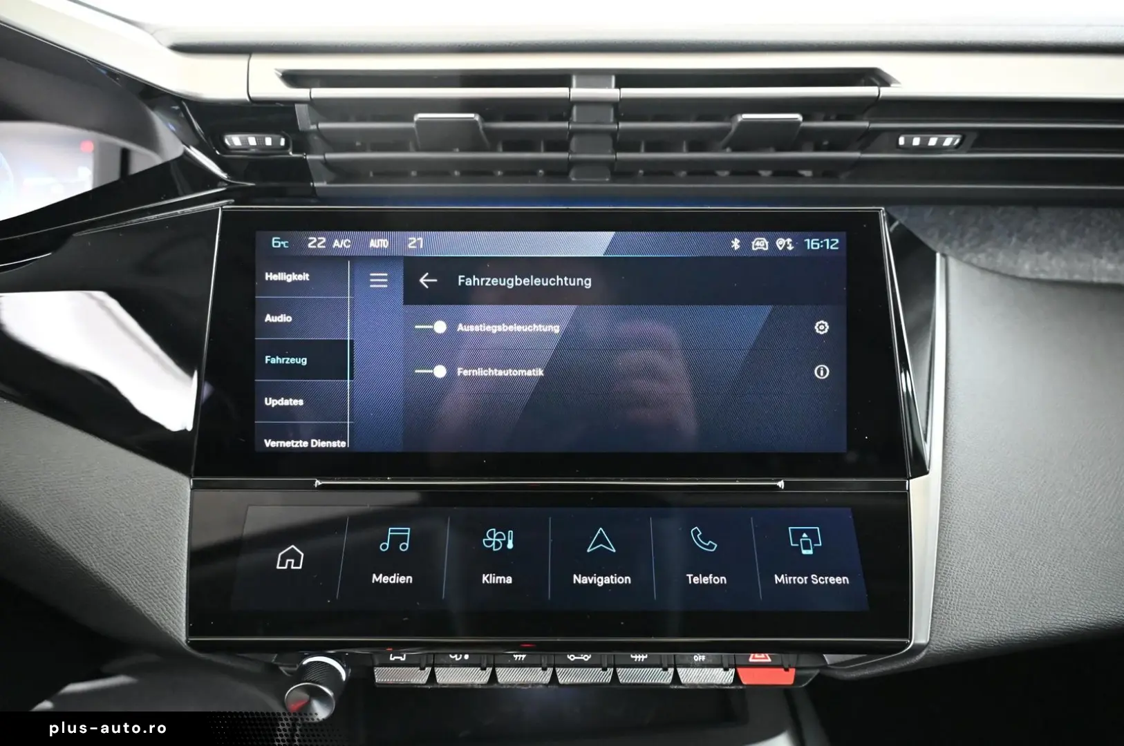 PEUGEOT 408 1.6 225 PHEV e-EAT8 Allure-Pack LED NAVI 19