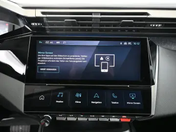 PEUGEOT 408 1.6 225 PHEV e-EAT8 Allure-Pack LED NAVI 19