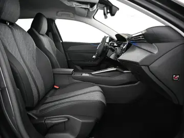 PEUGEOT 408 1.6 225 PHEV e-EAT8 Allure-Pack LED NAVI 19