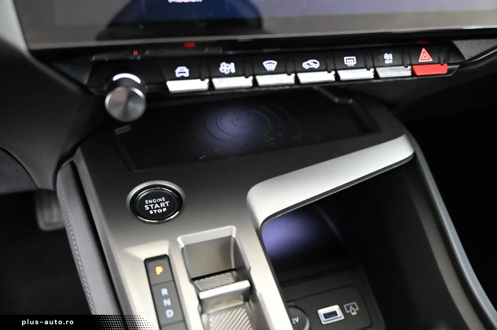 PEUGEOT 408 1.6 225 PHEV e-EAT8 Allure-Pack LED NAVI 19