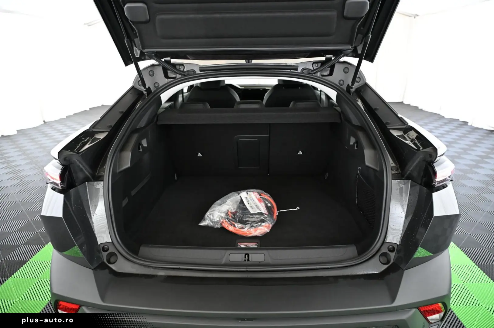 PEUGEOT 408 1.6 225 PHEV e-EAT8 Allure-Pack LED NAVI 19