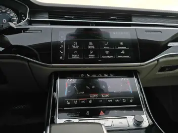 Audi A8 2021