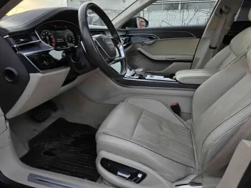 Audi A8 2021