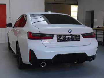 BMW 320d Lim. Aut. M Sport Kamera ACC adaptive LED