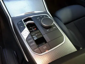 BMW 320d Lim. Aut. M Sport Kamera ACC adaptive LED