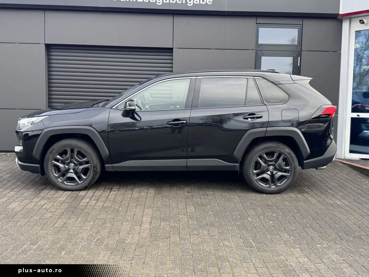 TOYOTA RAV4 2.5 Hybrid 4x4 Adventure