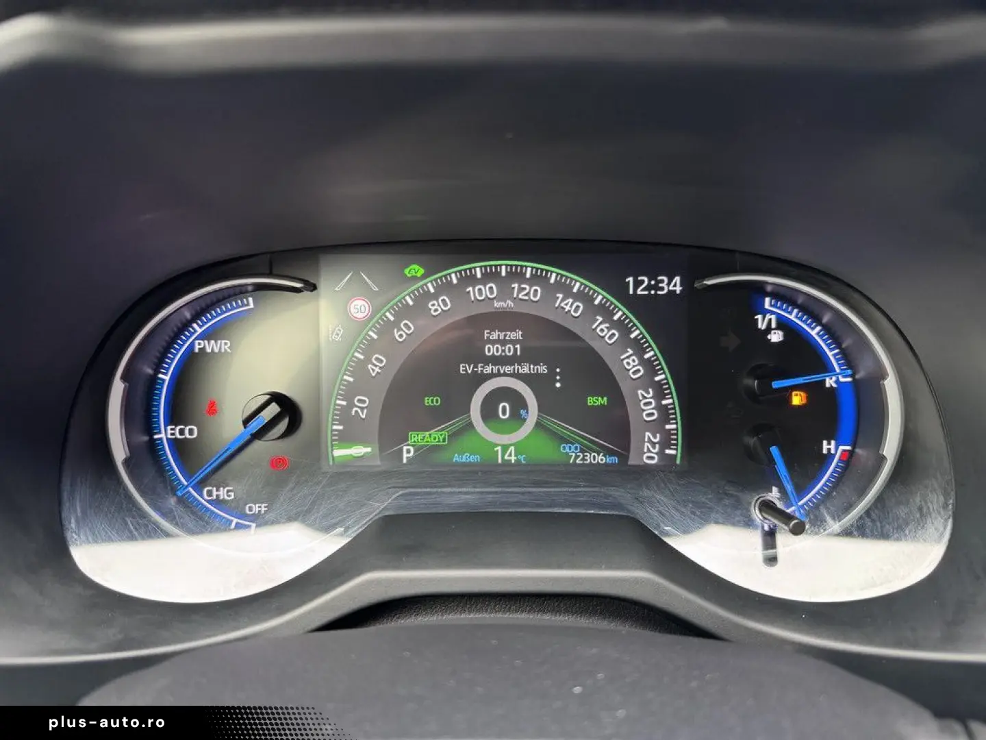 TOYOTA RAV4 2.5 Hybrid 4x4 Adventure