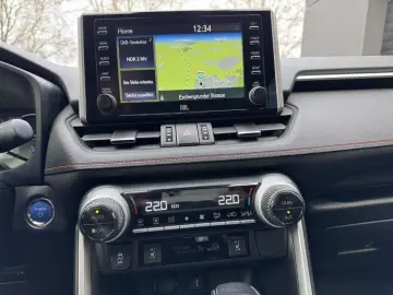 TOYOTA RAV4 2.5 Hybrid 4x4 Adventure