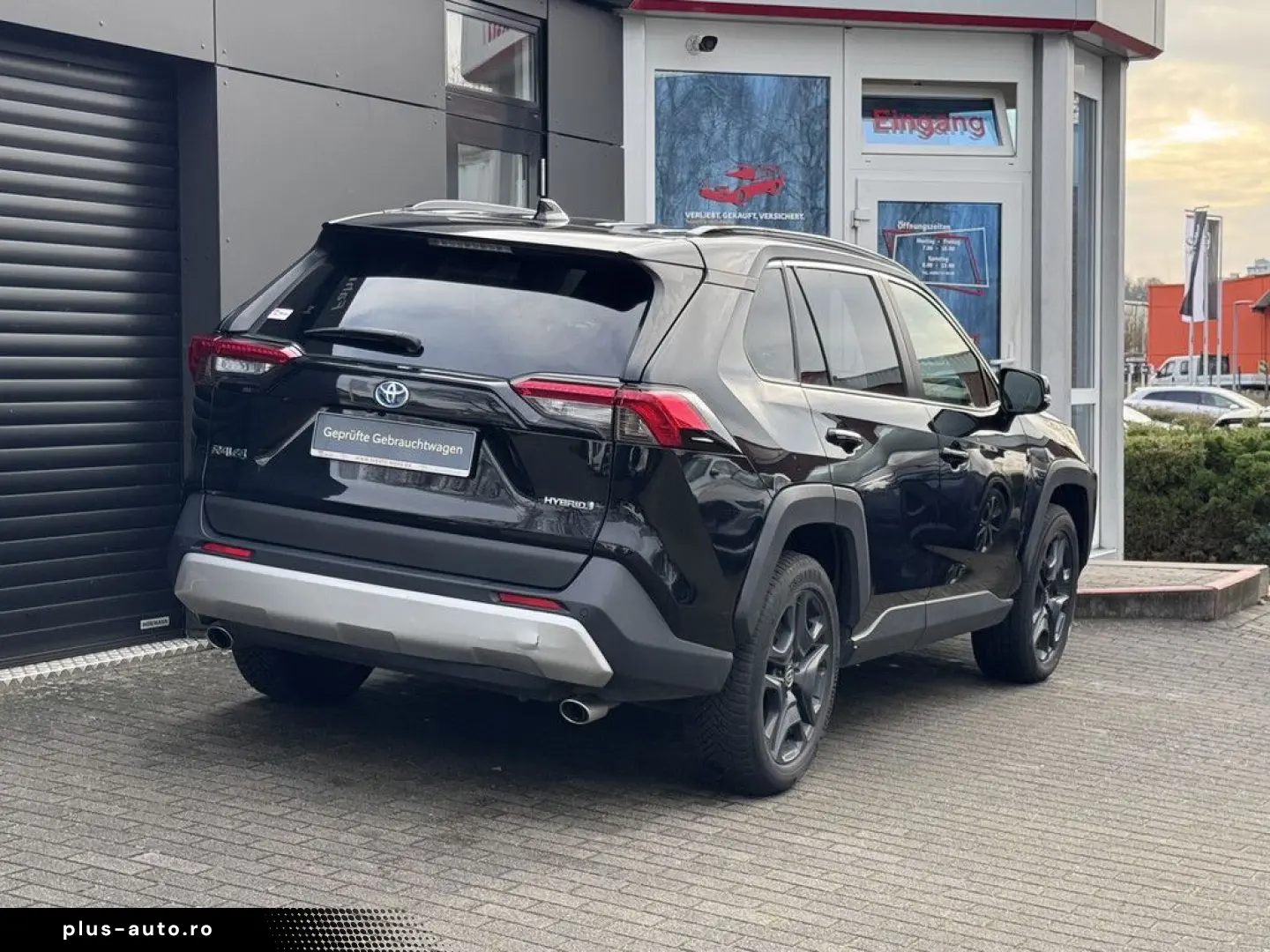 TOYOTA RAV4 2.5 Hybrid 4x4 Adventure