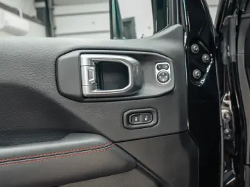 Jeep Wrangler  Rubicon Softop Hardtop Sport Doors