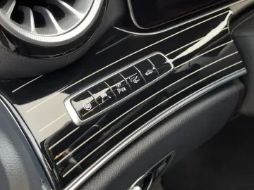 MERCEDES-BENZ CLS 53 AMG 4Matic HUD Burmester Liftf. ViCo