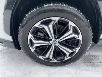 TOYOTA RAV 4 Plug-In Hybrid Technik-und Style-Paket AWD