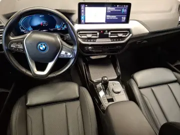 BMW X3 xDrive30e AT Aut. Klimaaut. Head-Up AHK HIFI
