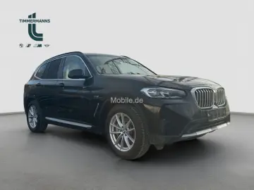 BMW X3 xDrive30e HUD AHK AdLED HiFi DrAss Lenkradhz
