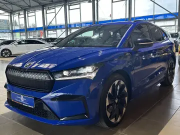 SKODA Enyaq 80x Sportline Pano AHK Wärmepumpe Navi LED