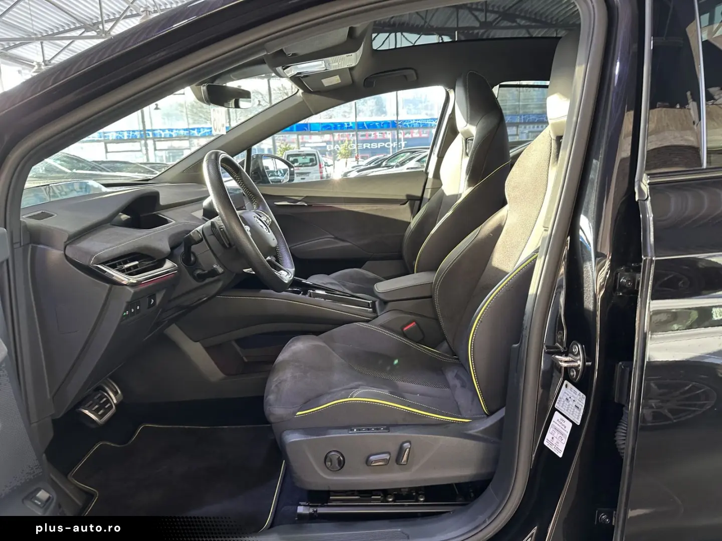 SKODA Enyaq RS Lounge Pano. dig.Cockpit Matrix-LED HUD