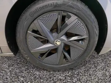 SKODA Enyaq Coupe RS 4x4  WÄRME AHK PANO LEDER MATRIX