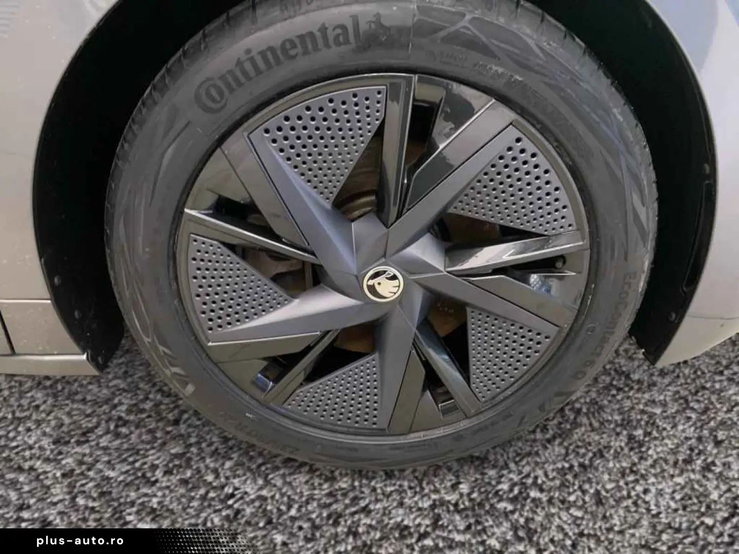 SKODA Enyaq Coupe RS 4x4  WÄRME AHK PANO LEDER MATRIX