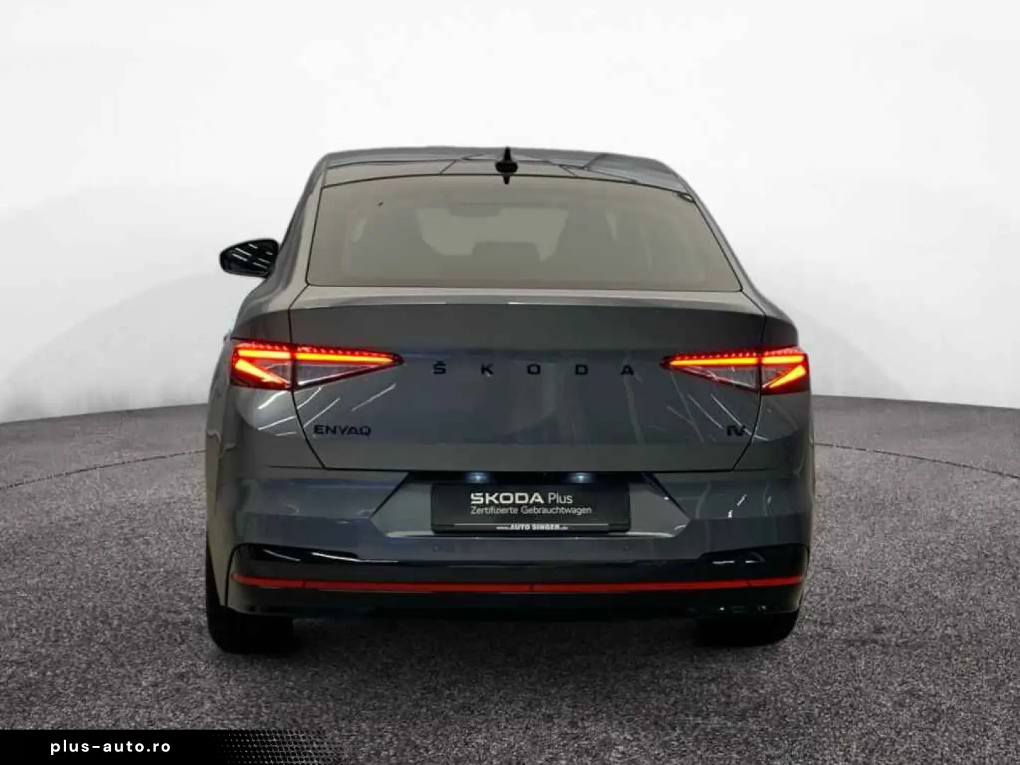 SKODA Enyaq Coupe RS 4x4  WÄRME AHK PANO LEDER MATRIX