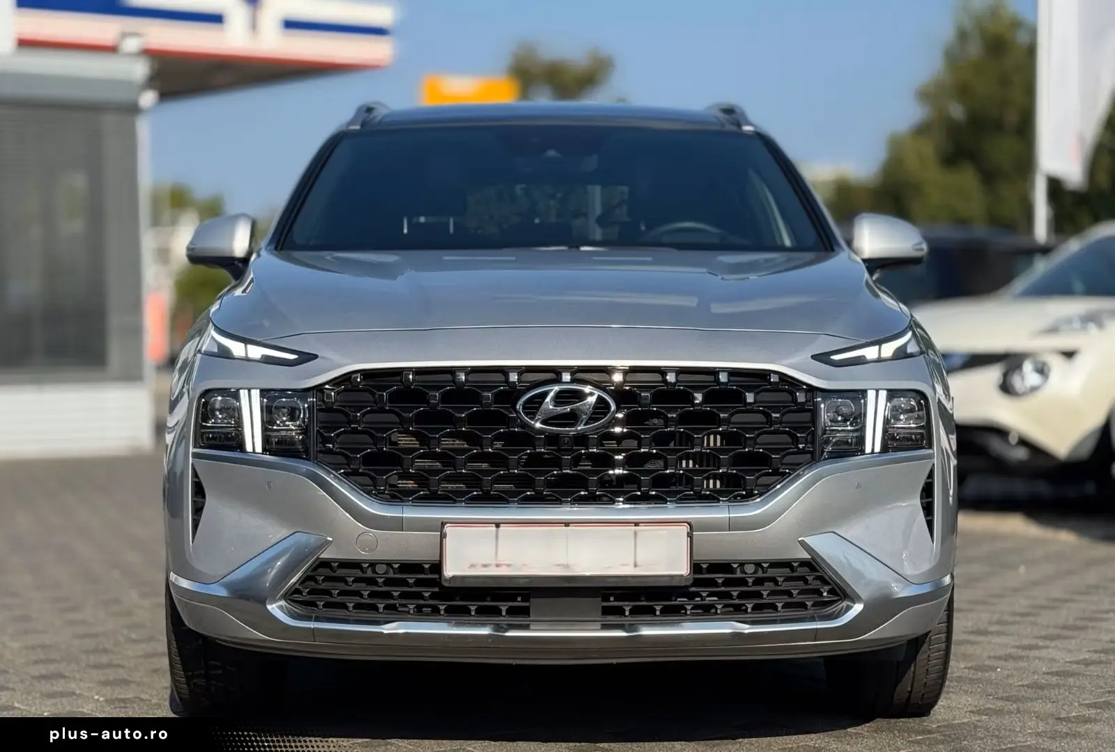 HYUNDAI Santa Fe Signature 4WD