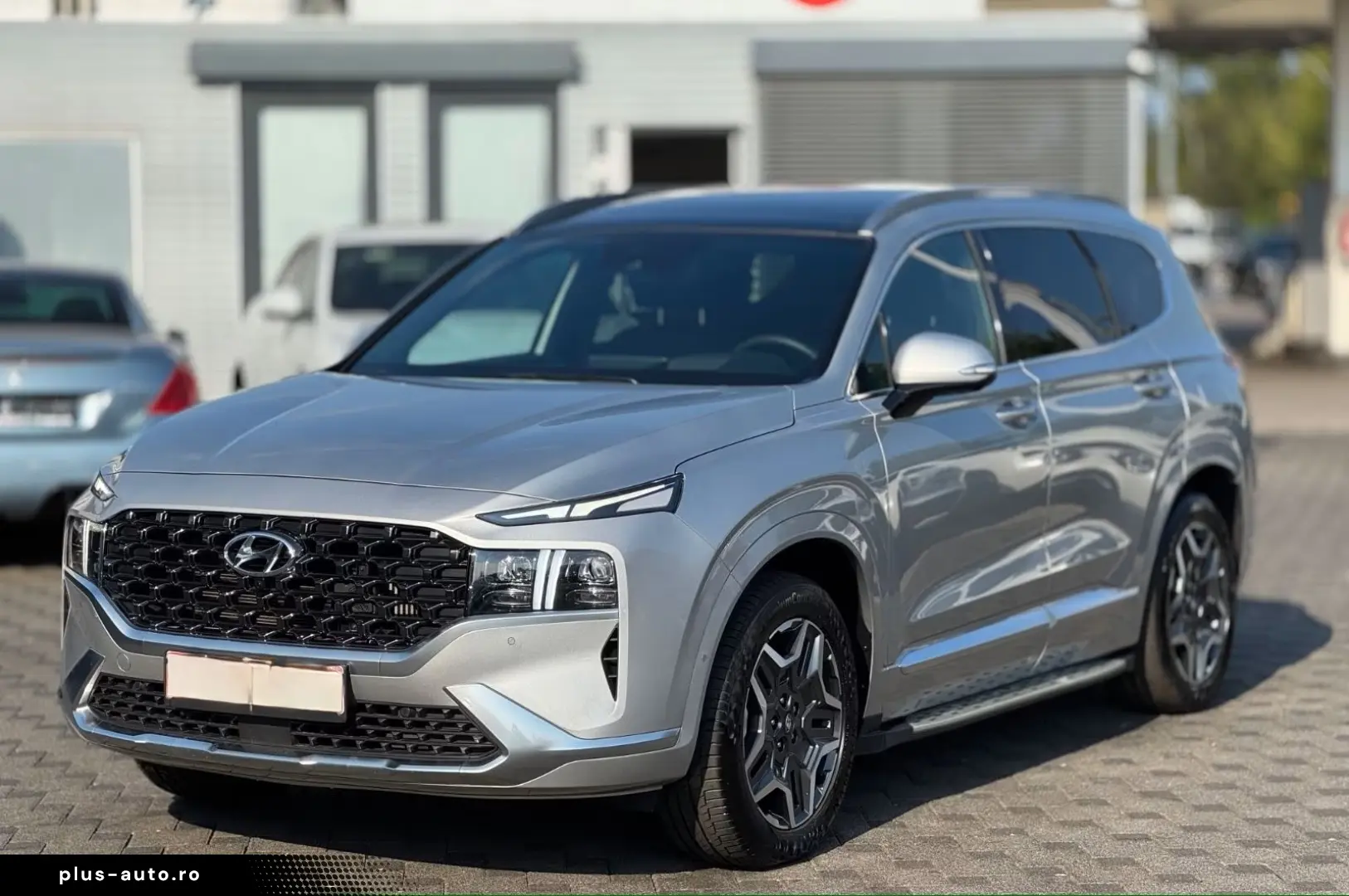 HYUNDAI Santa Fe Signature 4WD