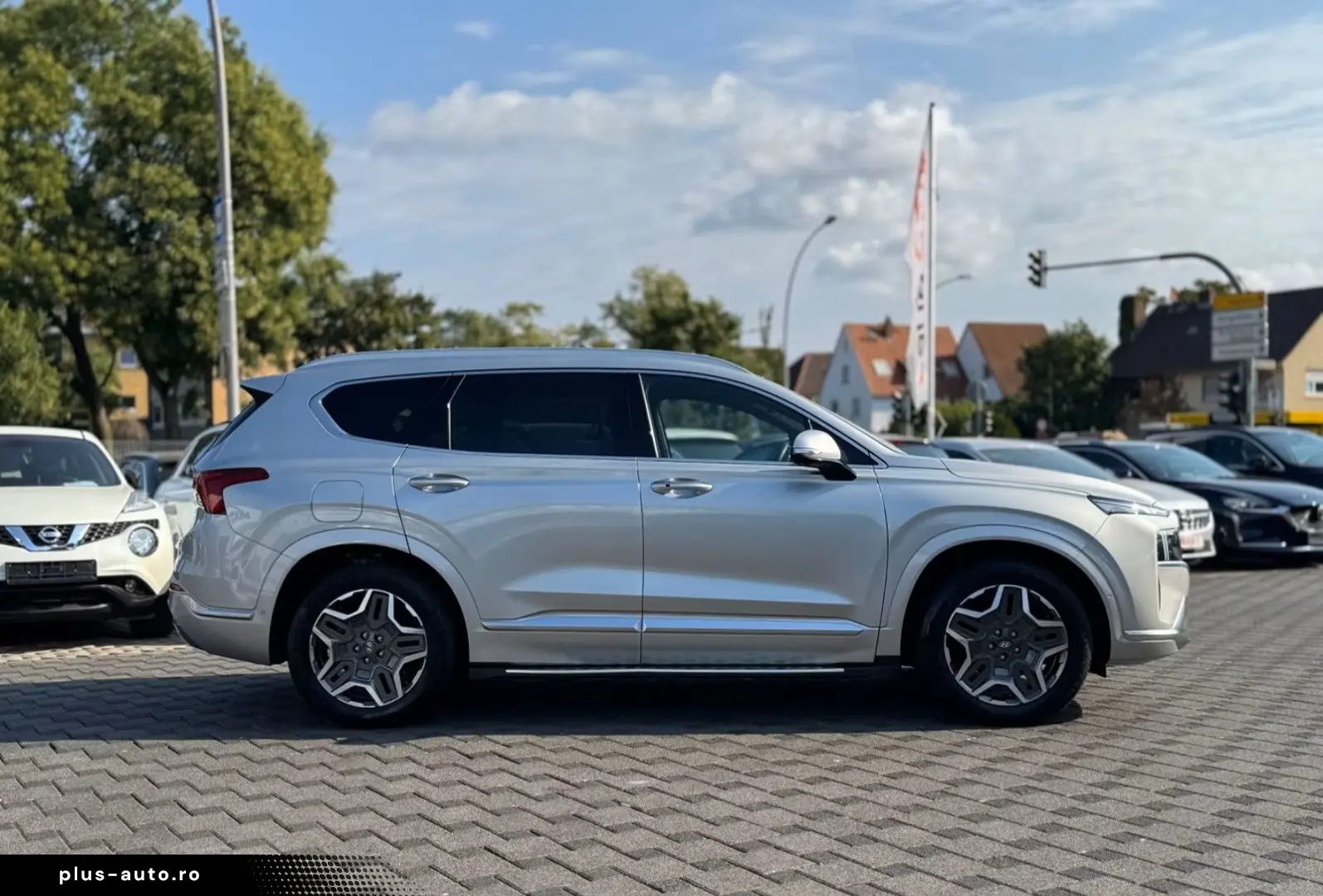 HYUNDAI Santa Fe Signature 4WD