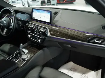 BMW 530 d xD Lim. M Sport  2.H  20  ACC M-Bremse