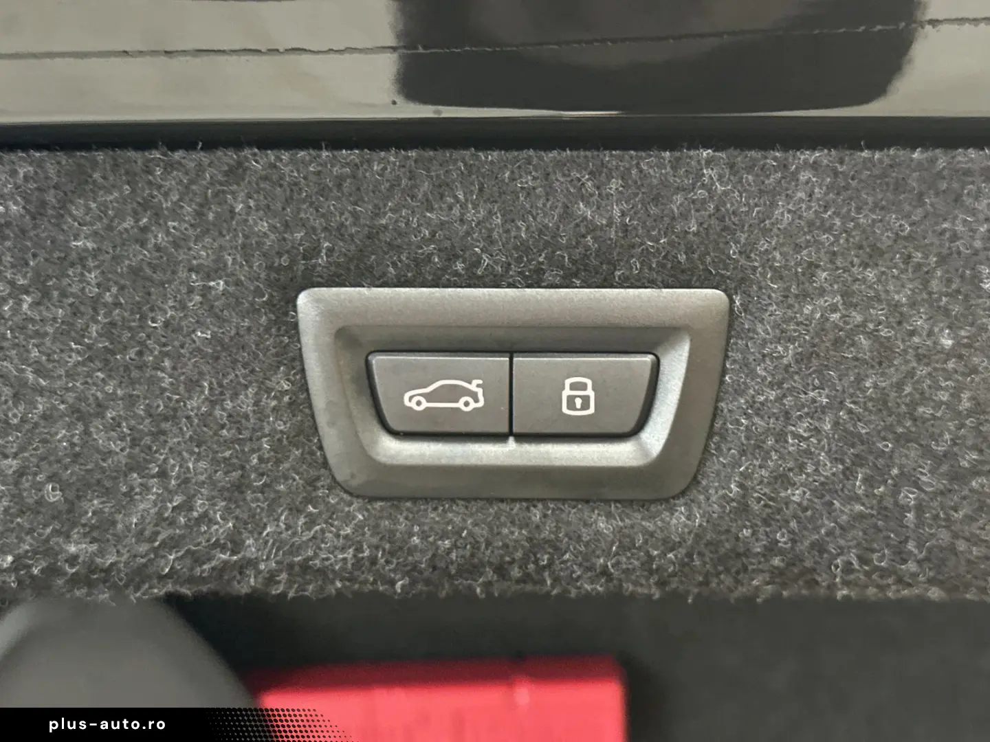 BMW 530d xDrive M-Sport NAV LED AHK HEAD-UP GLASDACH