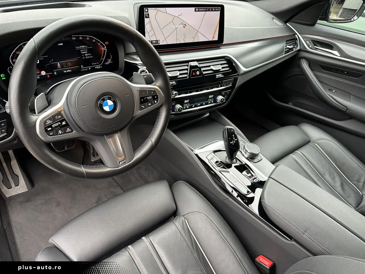BMW 530d xDrive M-Sport NAV LED AHK HEAD-UP GLASDACH