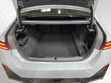 BMW 530e xDrive M Sport Pro AHK Pano B&W