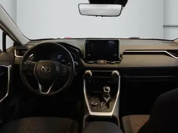 TOYOTA RAV 4 HSD 4x4 Team D