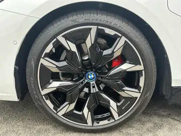 BMW 530e PHEV xDrive Limousine M-Paket PRO Aut.  ...