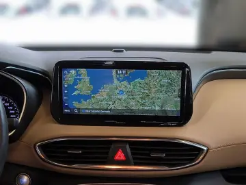 HYUNDAI SANTA FE 1.6 T-GDi HEV 4WD