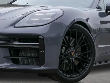 Porsche Panamera GTS