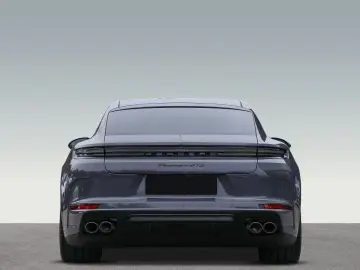 Porsche Panamera GTS