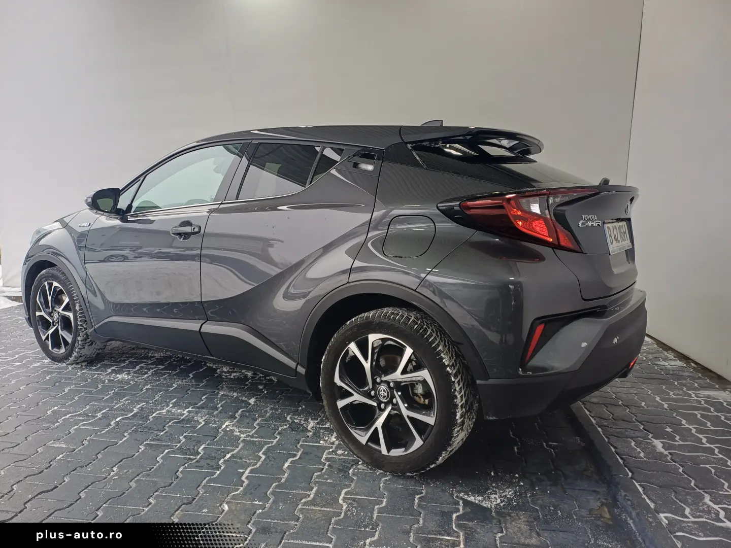 Toyota C-HR 1 8 Hybrid C-HIC CVT