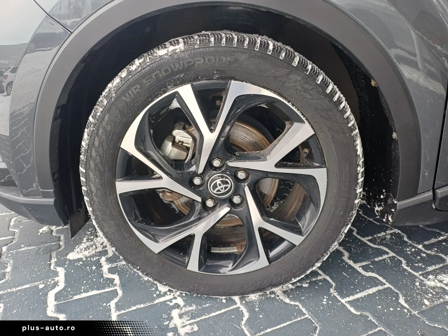 Toyota C-HR 1 8 Hybrid C-HIC CVT