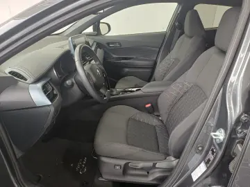Toyota C-HR 1 8 Hybrid C-HIC CVT
