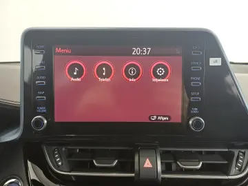 Toyota C-HR 1 8 Hybrid C-HIC CVT