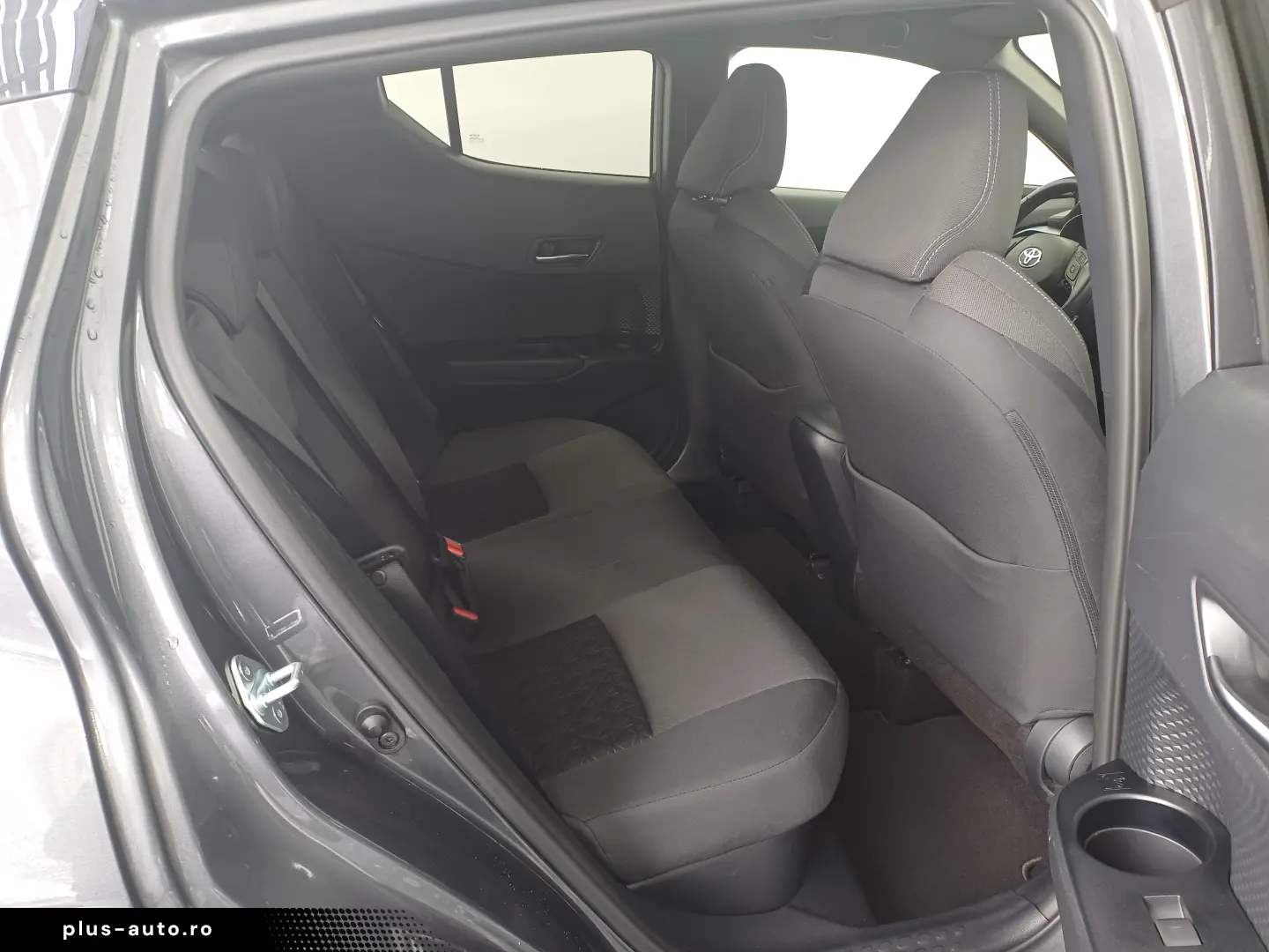 Toyota C-HR 1 8 Hybrid C-HIC CVT